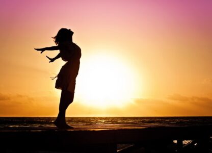 How to Think Positive and Empower Yourself Daily